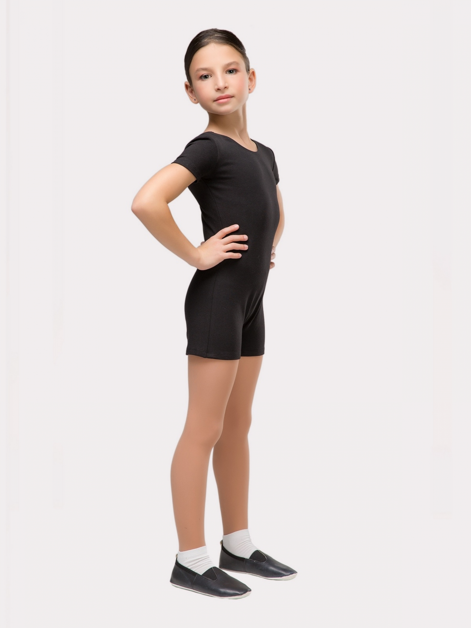 Комбинезон-короткий рукав с шортами