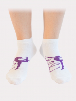 Спортивные носки с большим рисунком гимнастки