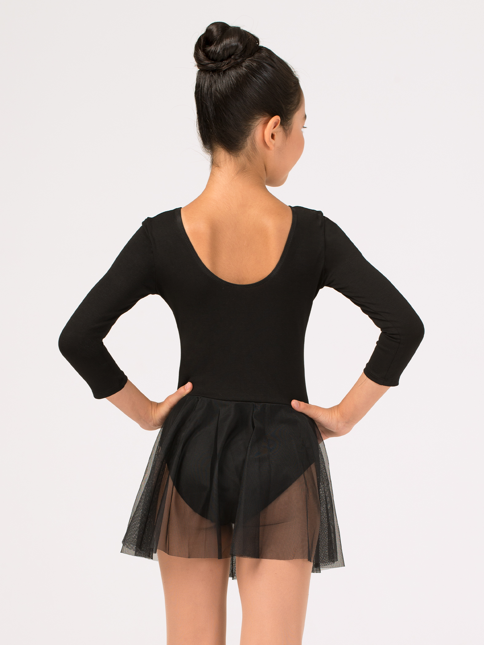 Купальник с рукавом 3/4, юбка-сетка 