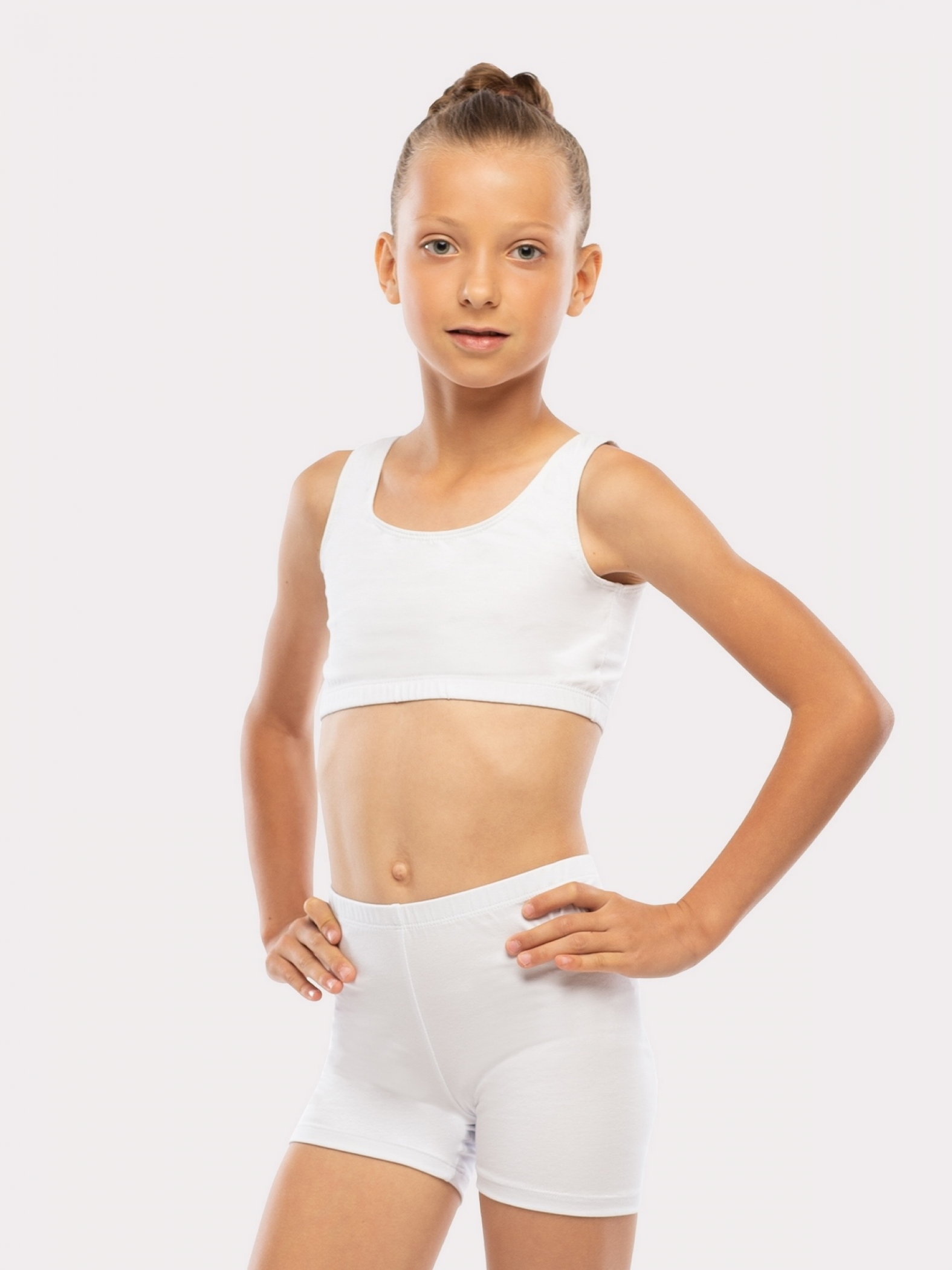 Шорты короткие