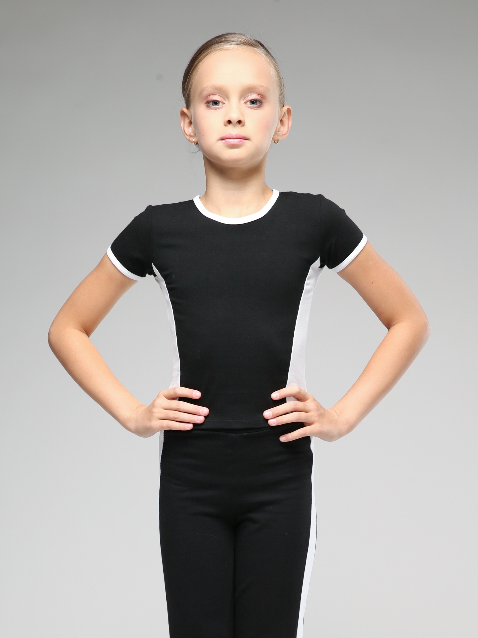 Футболка с лампасами