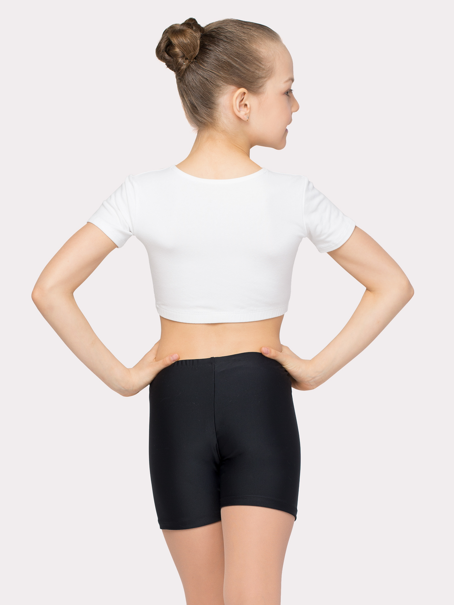 Шорты короткие