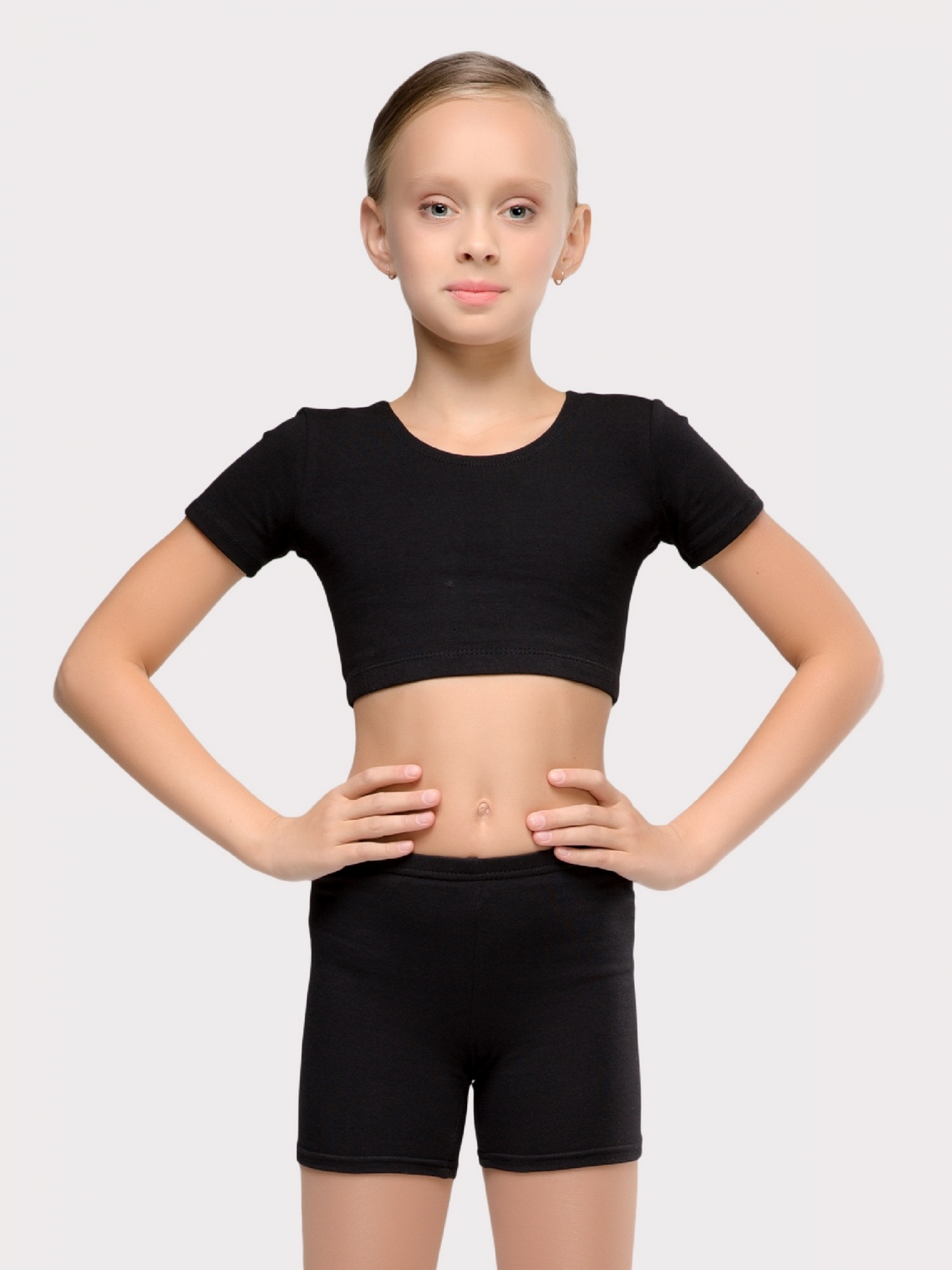 Шорты короткие