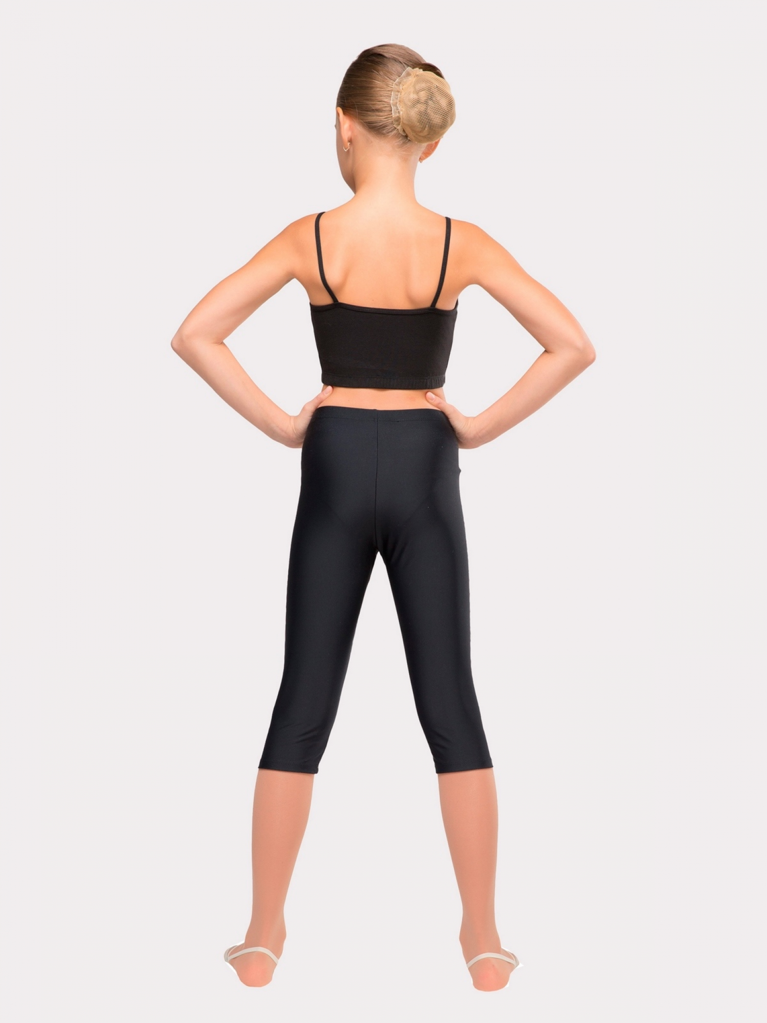 Топик на тонких бретелях