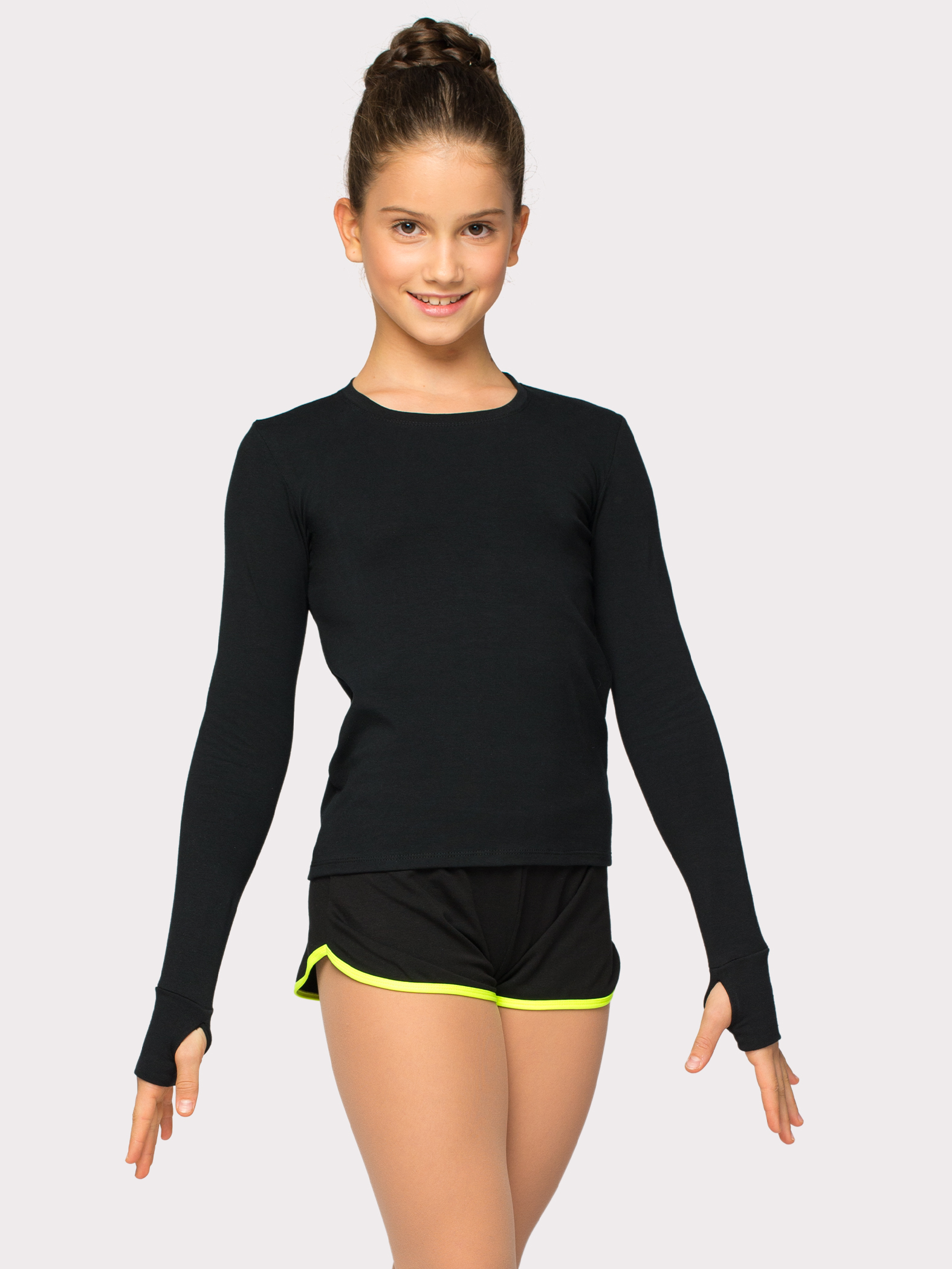 Футболка с длинным рукавом и отверстием под большой палец