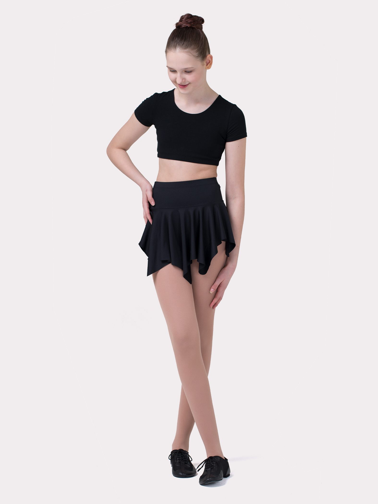 Юбка клиновидная по низу. На кокетке, с трусиками. Пояс на резинке. Масло.