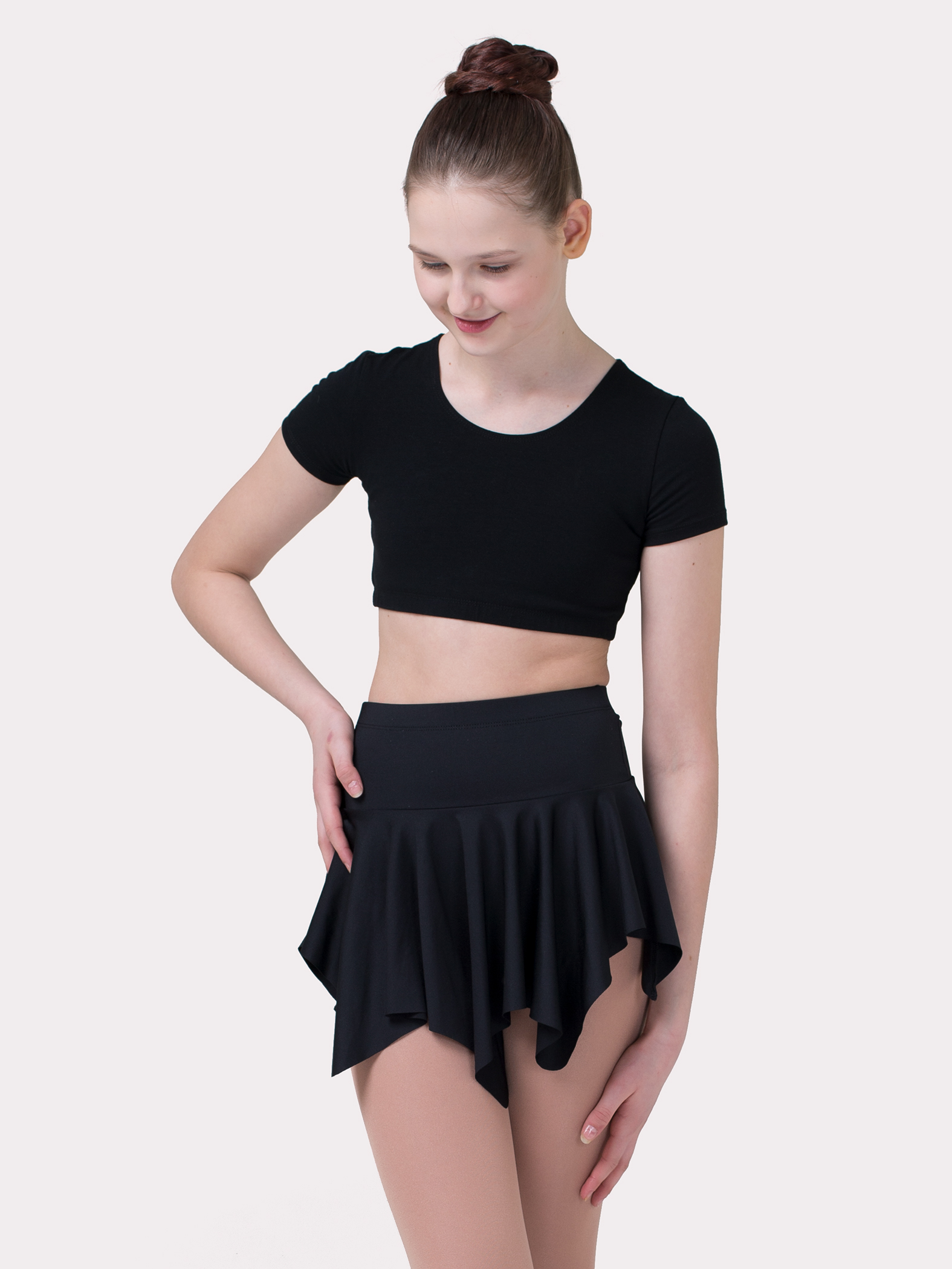 Юбка клиновидная по низу. На кокетке, с трусиками. Пояс на резинке. Масло.